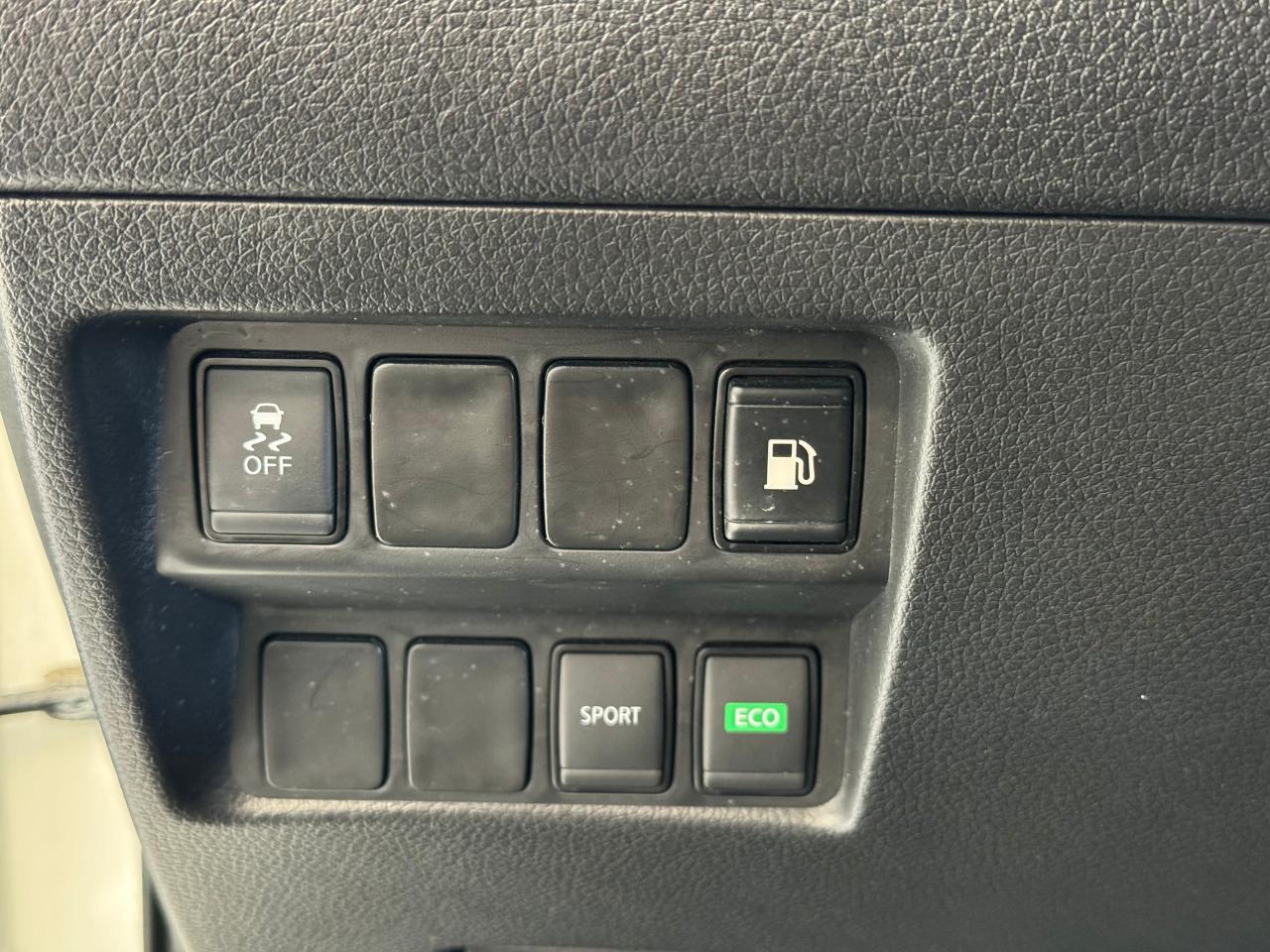 2019 Nissan Rogue S+ApplePlay+Camera+Heated Seats+A/C+ Photo121