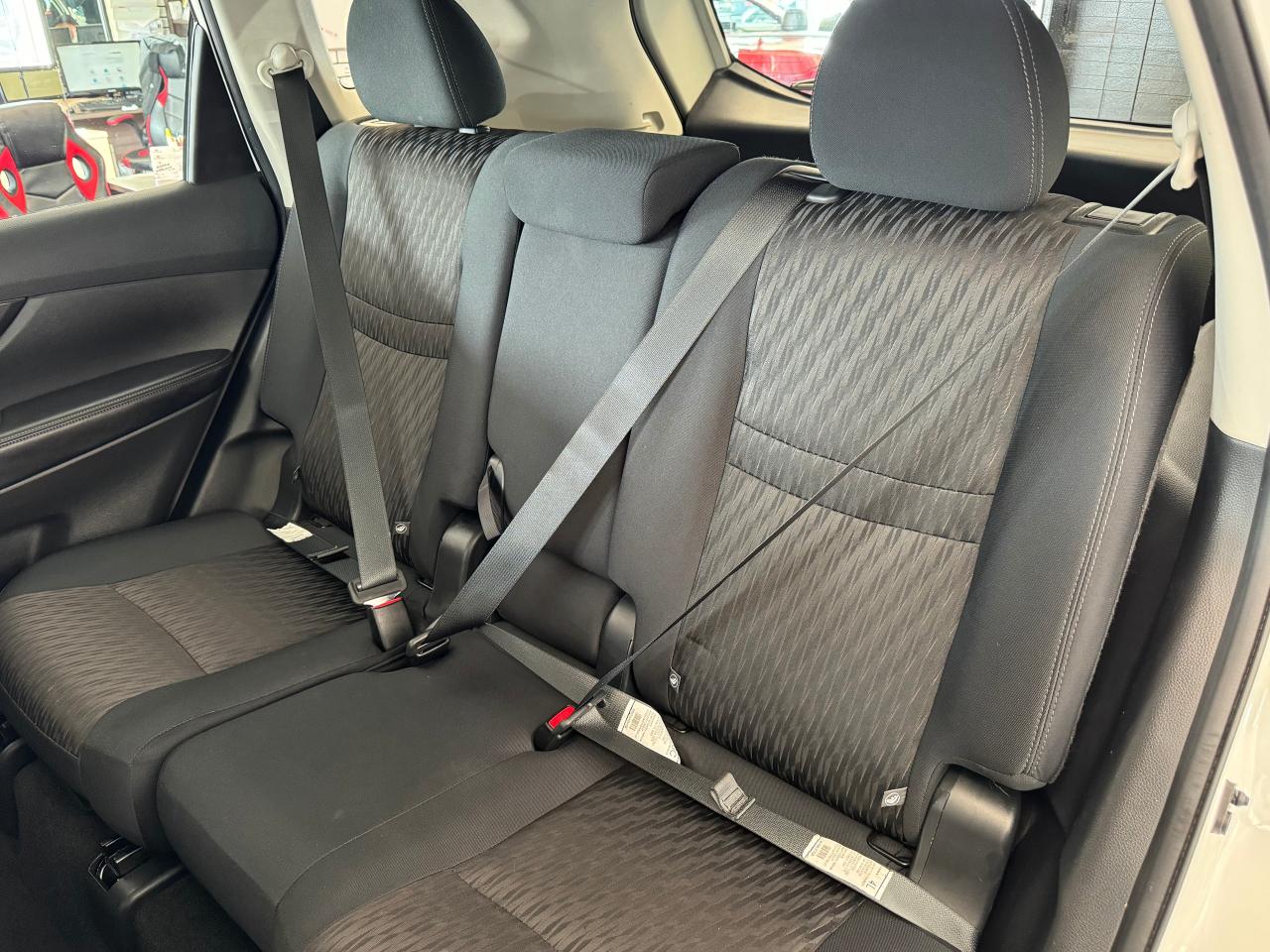 2019 Nissan Rogue S+ApplePlay+Camera+Heated Seats+A/C+ Photo95