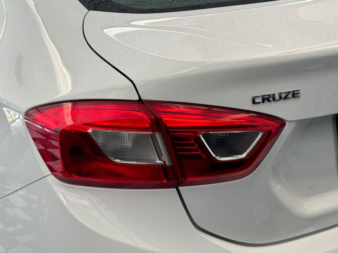 2017 Chevrolet Cruze LT+ApplePlay+Camera+Heated Seats+A/C - Photo #60