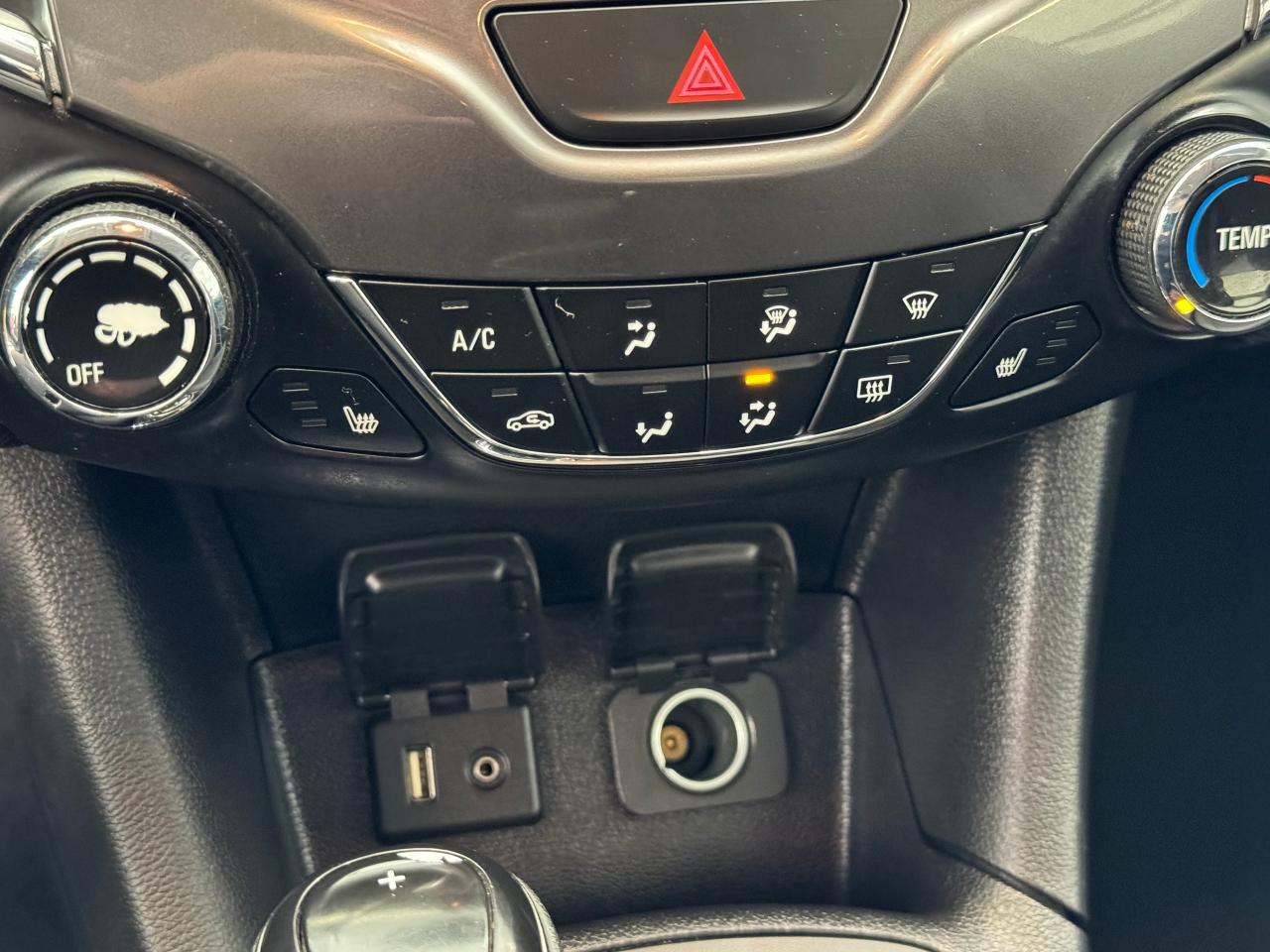 2017 Chevrolet Cruze LT+ApplePlay+Camera+Heated Seats+A/C - Photo #34