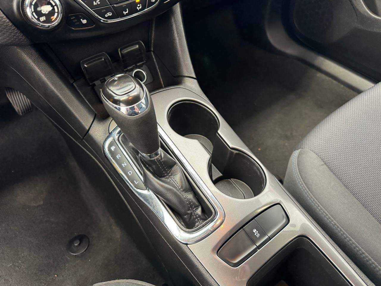 2017 Chevrolet Cruze LT+ApplePlay+Camera+Heated Seats+A/C - Photo #35