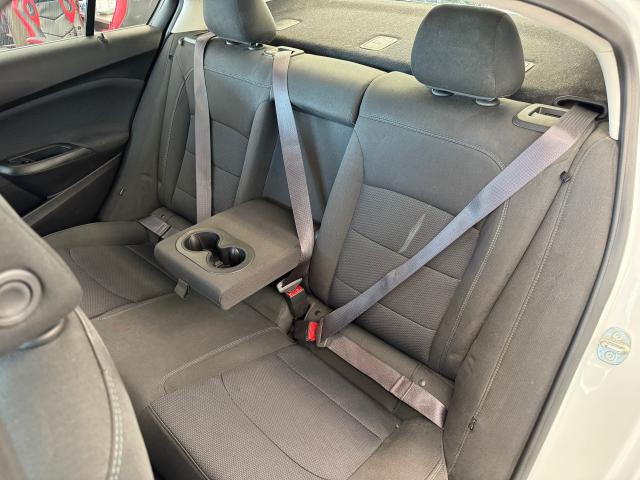 2017 Chevrolet Cruze LT+ApplePlay+Camera+Heated Seats+A/C Photo24