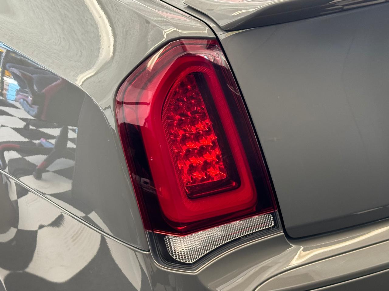2019 Chrysler 300 S+Camera+ApplePlay+Heated Leather+Remote Start - Photo #55