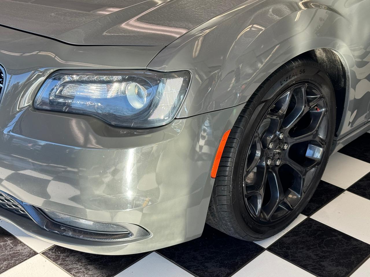 2019 Chrysler 300 S+Camera+ApplePlay+Heated Leather+Remote Start - Photo #35