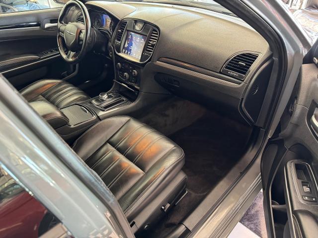 2019 Chrysler 300 S+Camera+ApplePlay+Heated Leather+Remote Start Photo16