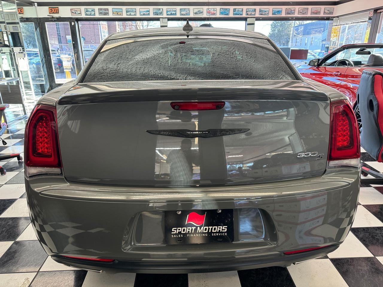 2019 Chrysler 300 S+Camera+ApplePlay+Heated Leather+Remote Start - Photo #3