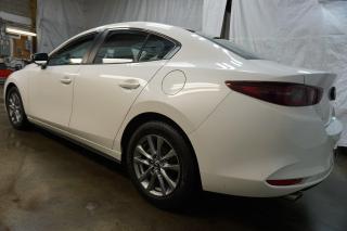 2021 Mazda MAZDA3 GX SPORT *1 OWNER*ACCIDENT FREE* CERTIFIED CAMERA BLUETOOTH HEATED SEATS CRUISE ALLOYS - Photo #4