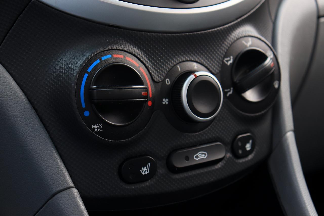 2013 Hyundai Accent GL | Auto | Heated Seats | Power Group | USB/Aux Photo18