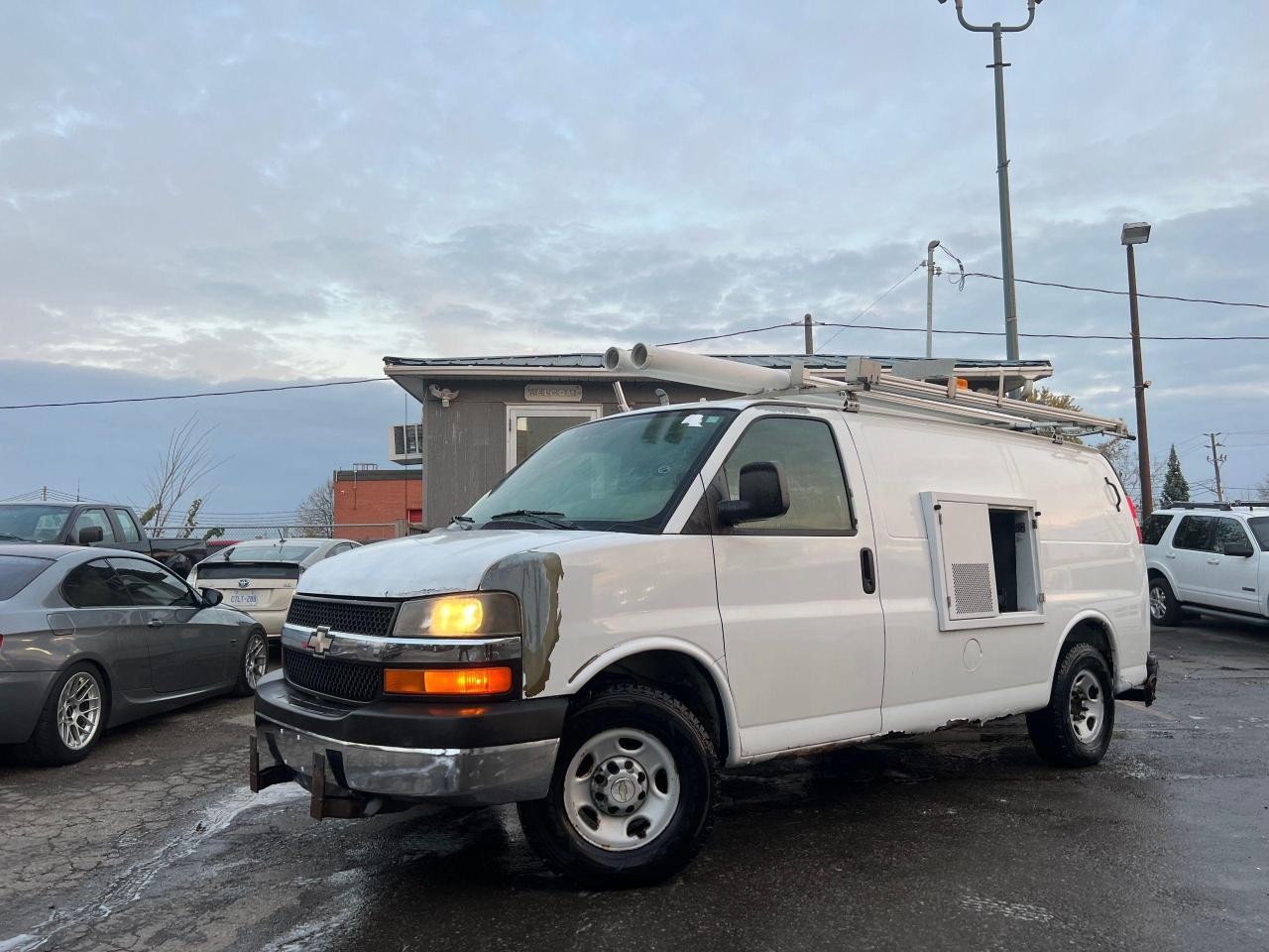 2009 Chevrolet Express RWD 3500 135"