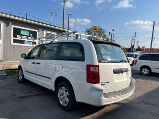 2010 Dodge Grand Caravan C/V - Photo #4