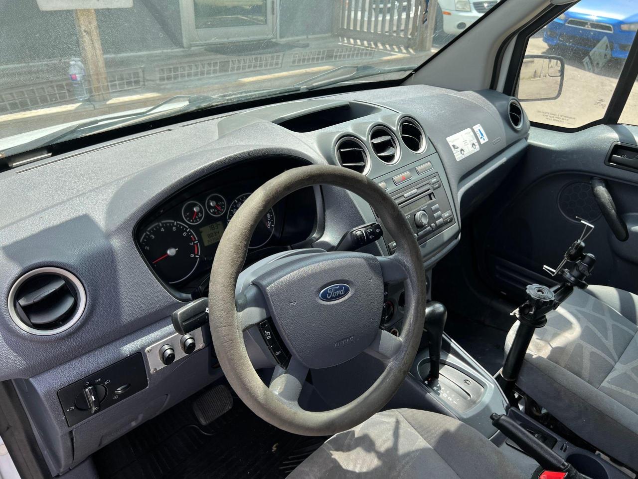 2011 Ford Transit Connect XLT - Photo #11