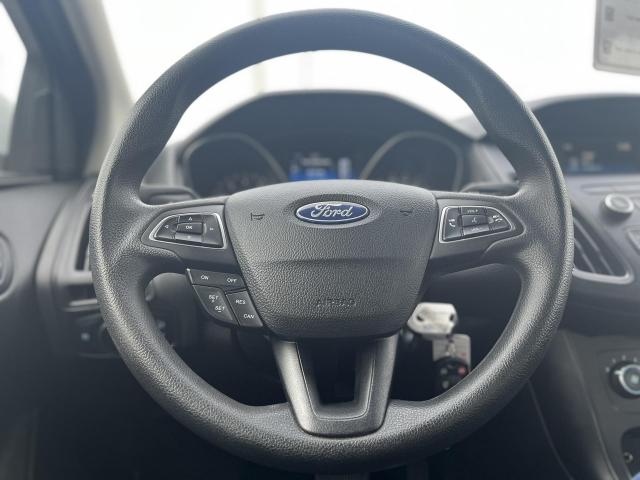 2018 Ford Focus SE Photo7