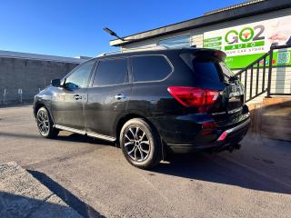 2019 Nissan Pathfinder SV Tech - Photo #5