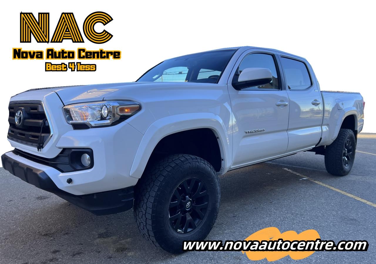 2017 Toyota Tacoma  - Photo #1