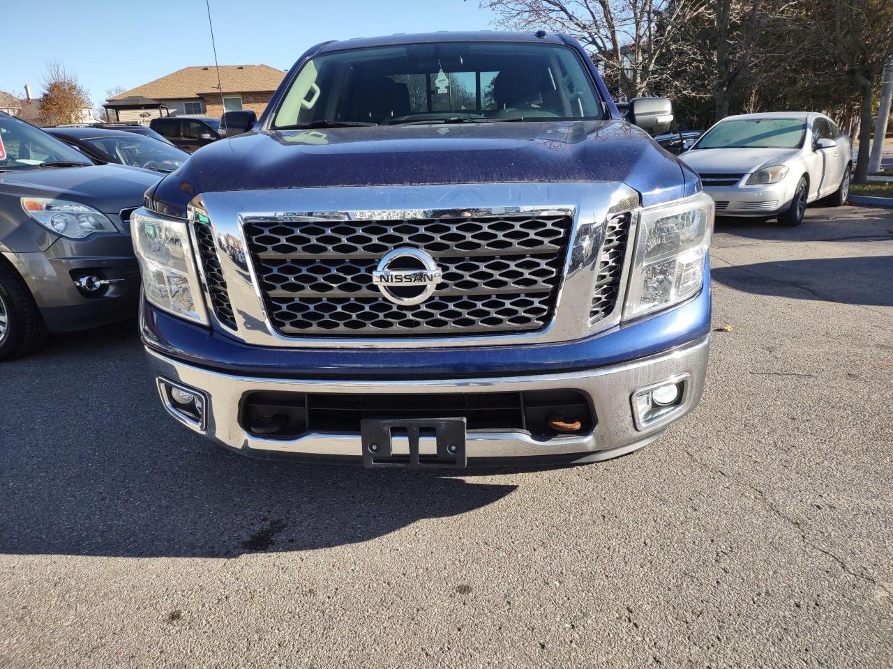 2017 Nissan Titan PRICED TO SELL! COMPARE & SAVE! - Photo #5