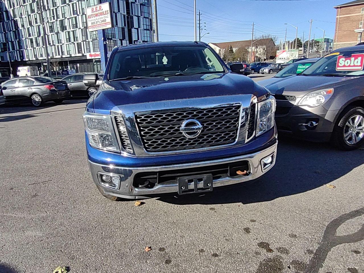 2017 Nissan Titan PRICED TO SELL! COMPARE & SAVE! - Photo #12
