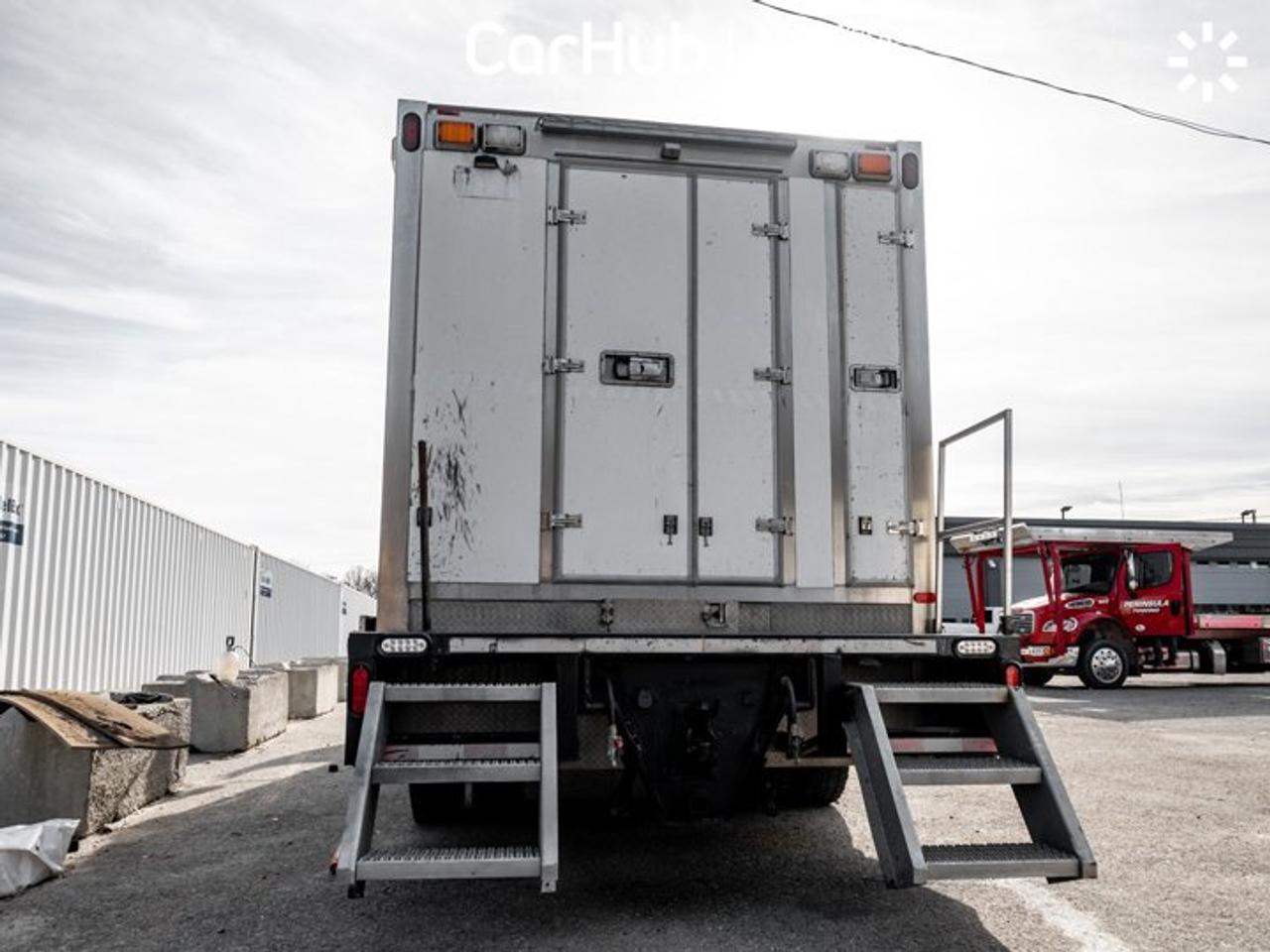 2009 International DuraStar Double Cab MaxxForce 9 Engine Allison transmission Photo