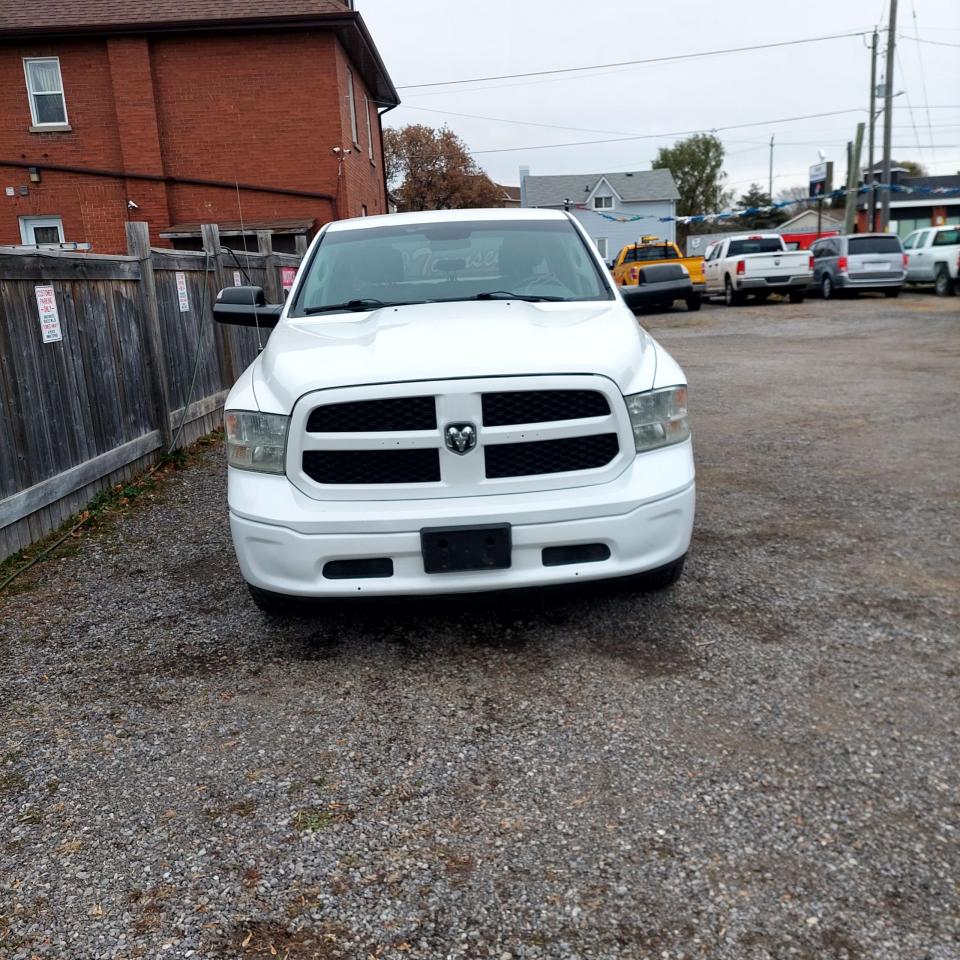 2015 RAM 1500 4WD Crew Cab 140.5" SSV - Photo #7