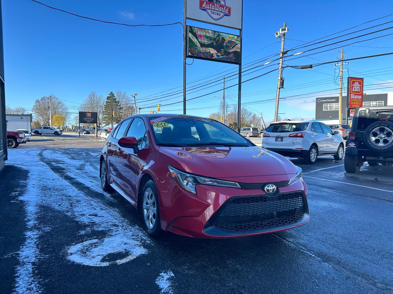 2021 Toyota Corolla LE - Photo #1