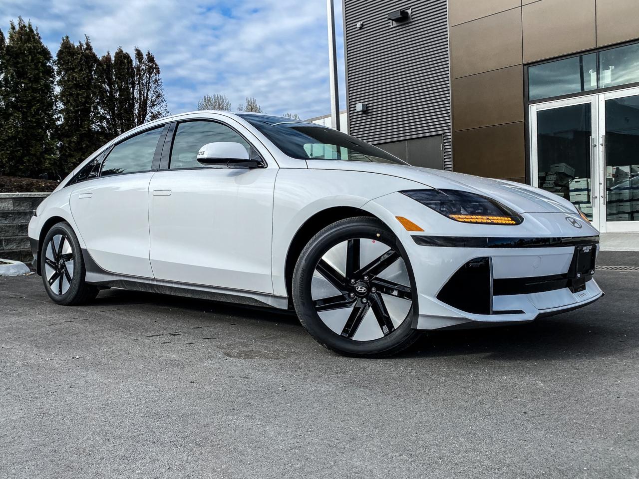 New 2024 Hyundai IONIQ 6 Preferred Long Range for sale in Abbotsford, BC