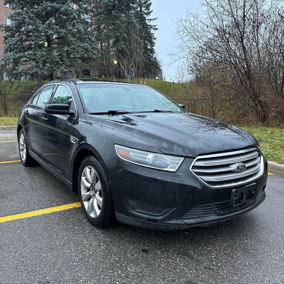 2015 Ford Taurus SE