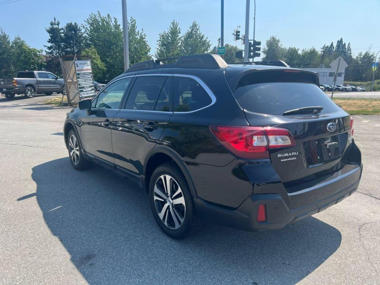 2019 Subaru Outback 3.6R Limited w/EyeSight Pkg - Photo #9