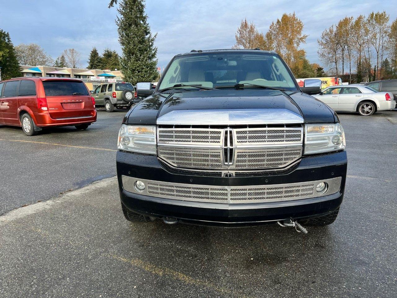 2010 Lincoln Navigator  - Photo #6