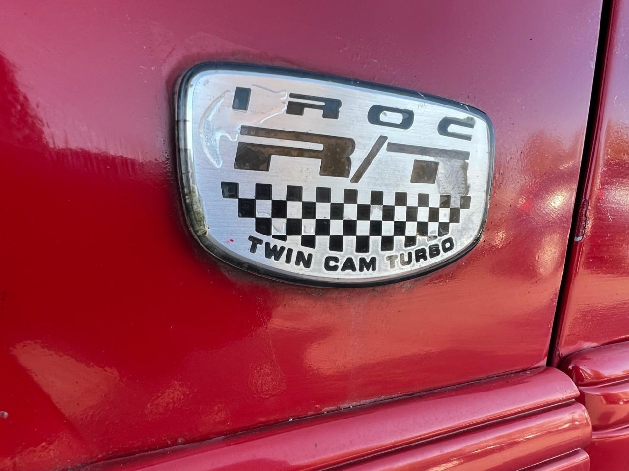 1992 Dodge Daytona R/T IROC - Photo #9