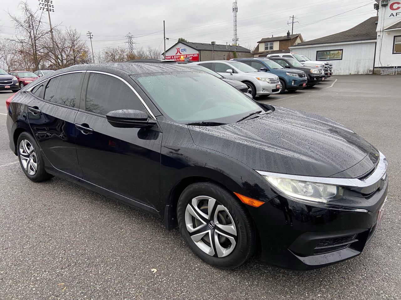 2018 Honda Civic LX ** 6 SPD, CARPLAY, HTD SEATS **