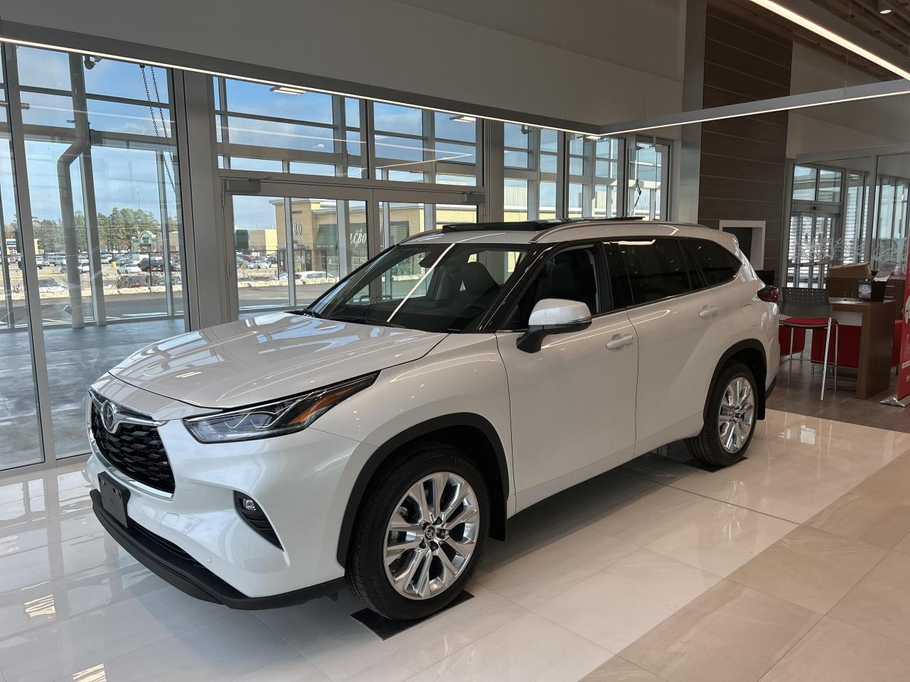 New 2023 Toyota Highlander LIMITED for sale in Simcoe, ON