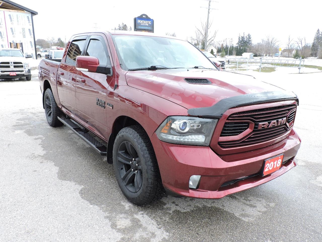 2018 RAM 1500 Sport 5.7 Hemi 4X4 New Tires New Brakes  96000KM
