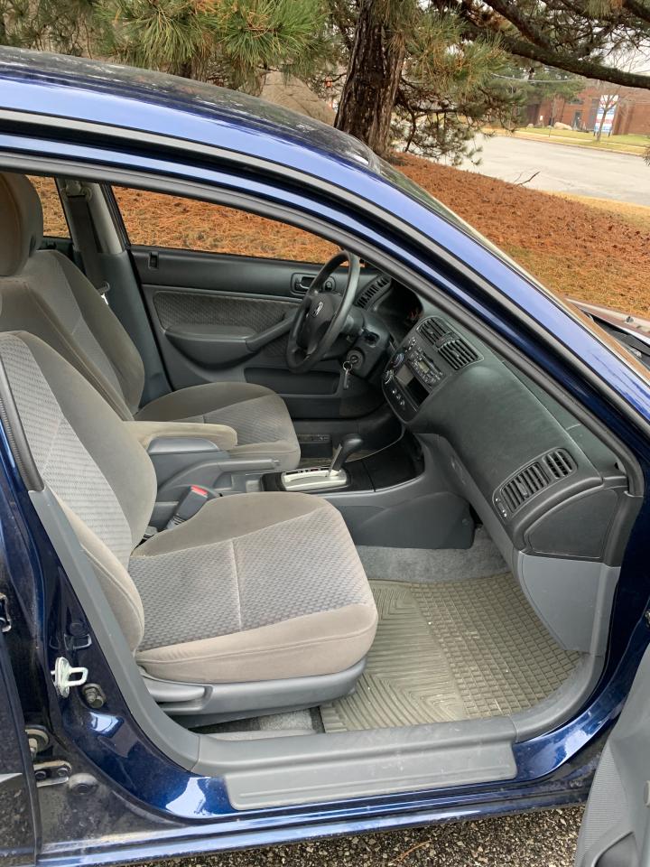 2004 Honda Civic DX-YES,...ONLY 24,524KMS!! NOT A MISPRINT! 1 OWNER - Photo #10