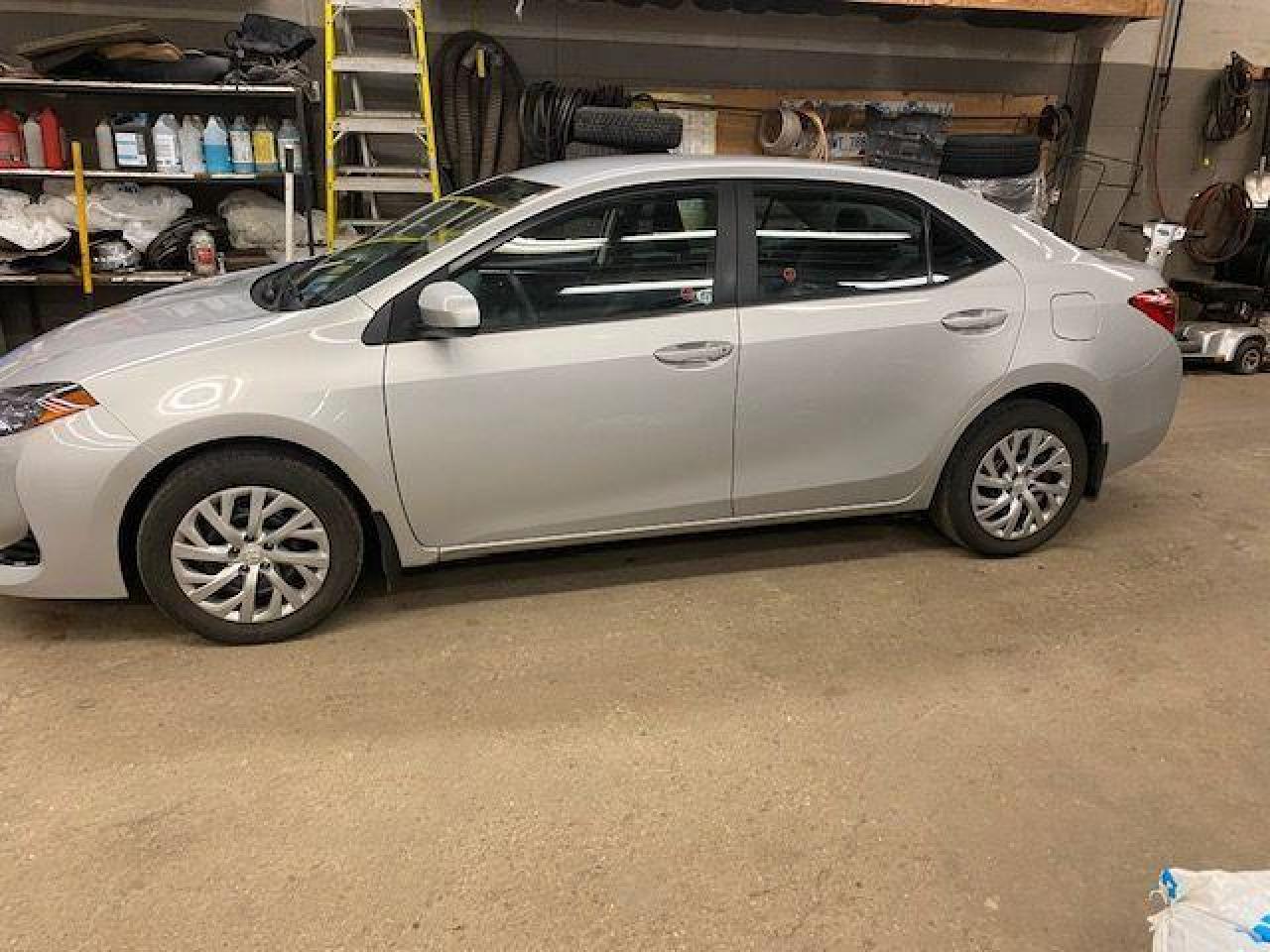 Used 2018 Toyota Corolla LE ONLY 35800KMS for sale in Waterloo, ON
