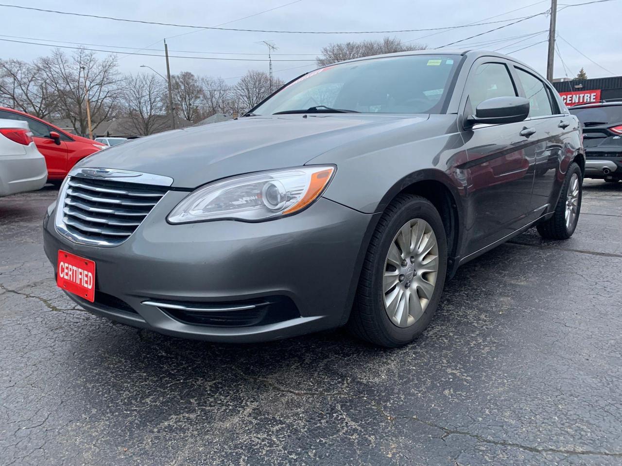Used 2013 Chrysler 200 4dr Sdn LX for sale in Brantford, ON