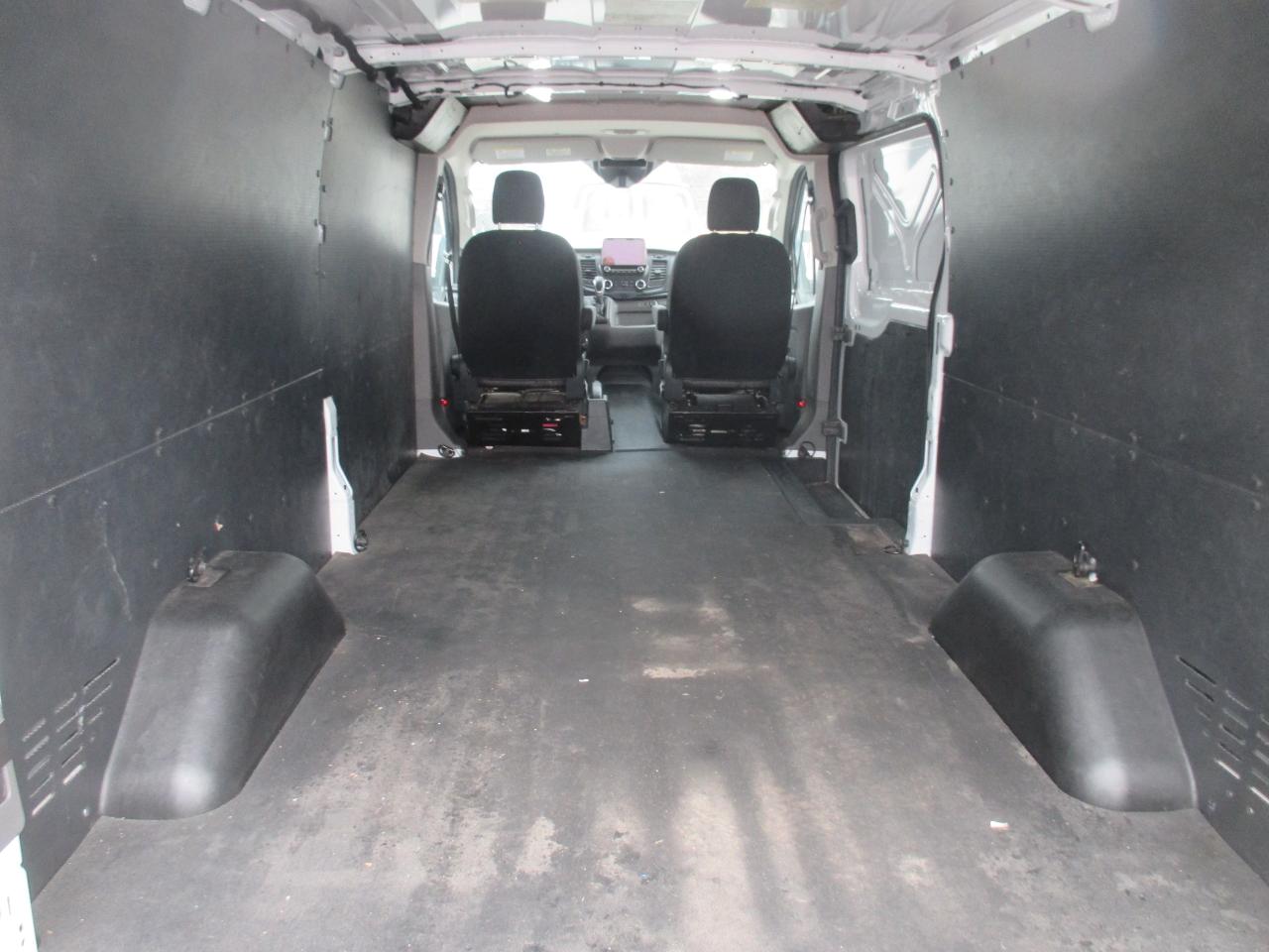 2020 Ford T150 T-150 148" Low Rf 8670 GVWR RWD - Photo #7