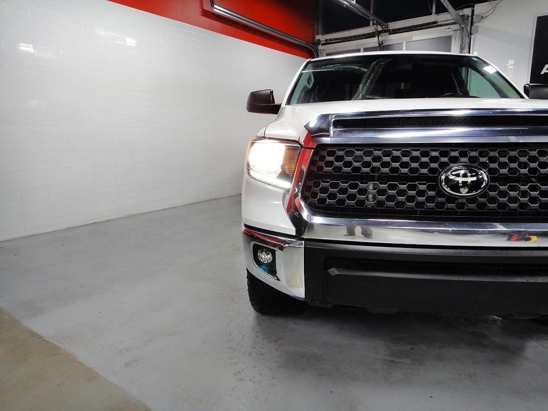 2020 Toyota Tundra 4X4,ONE OWNER,NO ACCIDENT CREW CAB - Photo #34