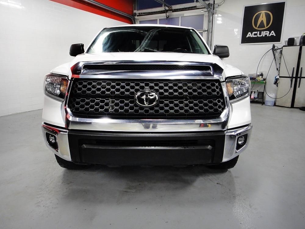 2020 Toyota Tundra 4X4,ONE OWNER,NO ACCIDENT CREW CAB - Photo #2