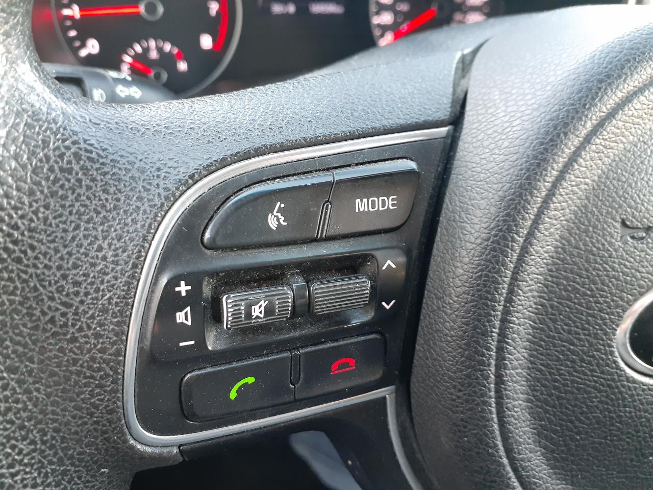 2019 Kia Sportage AWD, Heated Seats, BU Cam, Alloys - Photo #12