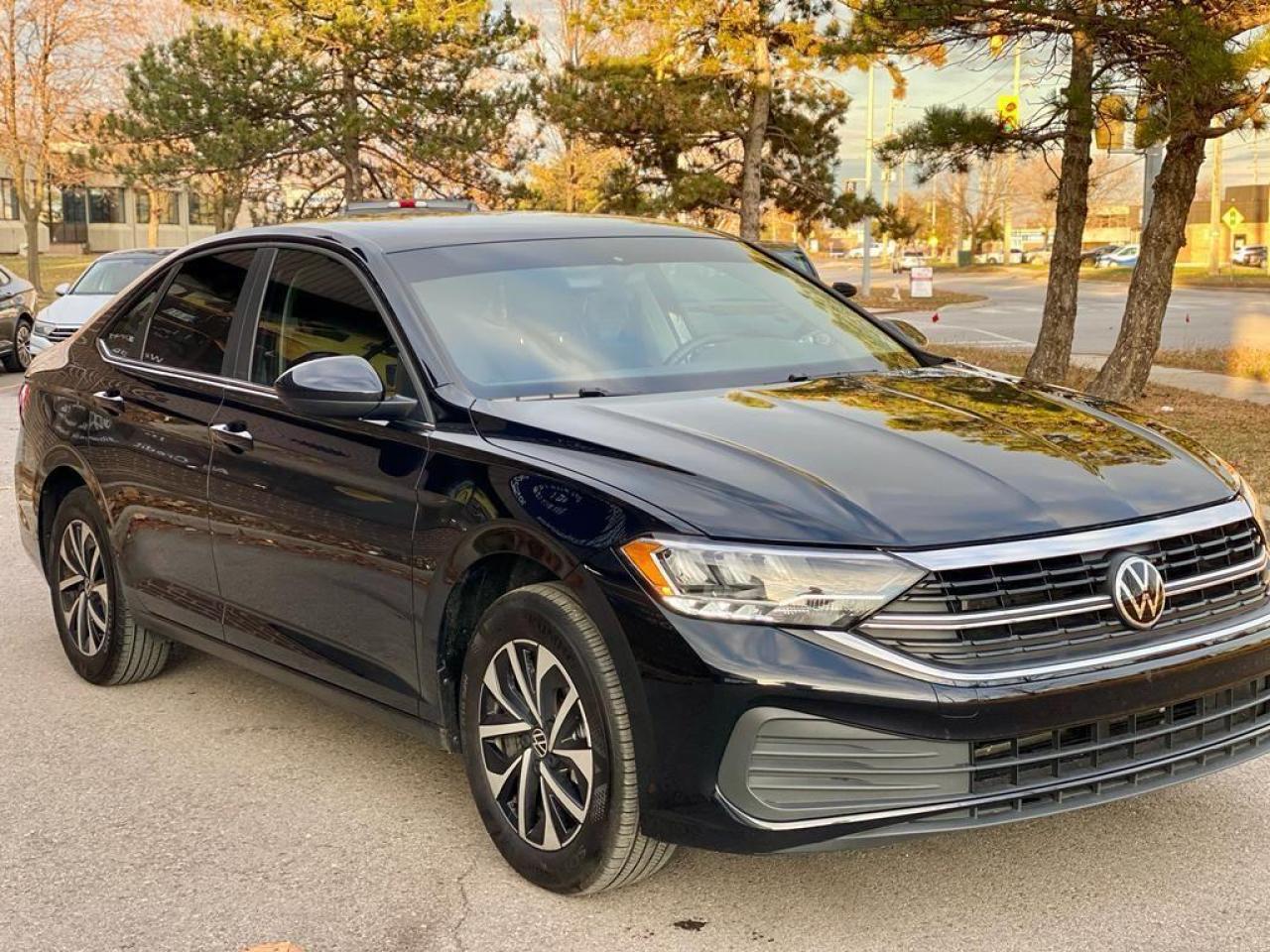 2023 Volkswagen Jetta Trendline Photo3