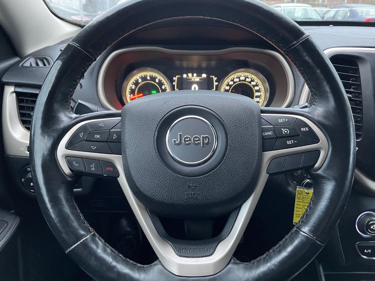 2015 Jeep Cherokee North *4WD, HEATED SEATS & STEERING, BACKUP CAM* Photo