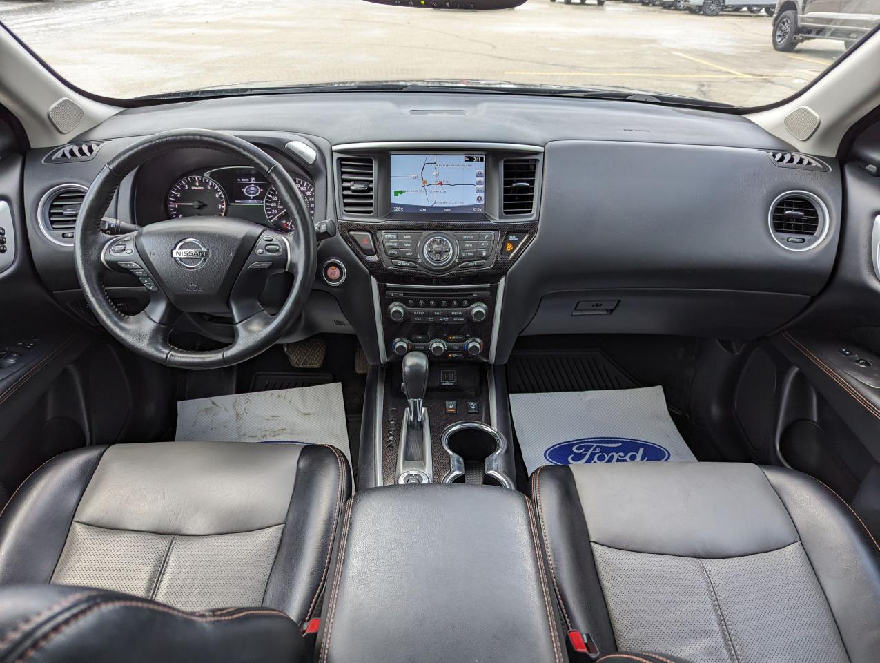 2019 Nissan Pathfinder SL PREMIUM Photo5