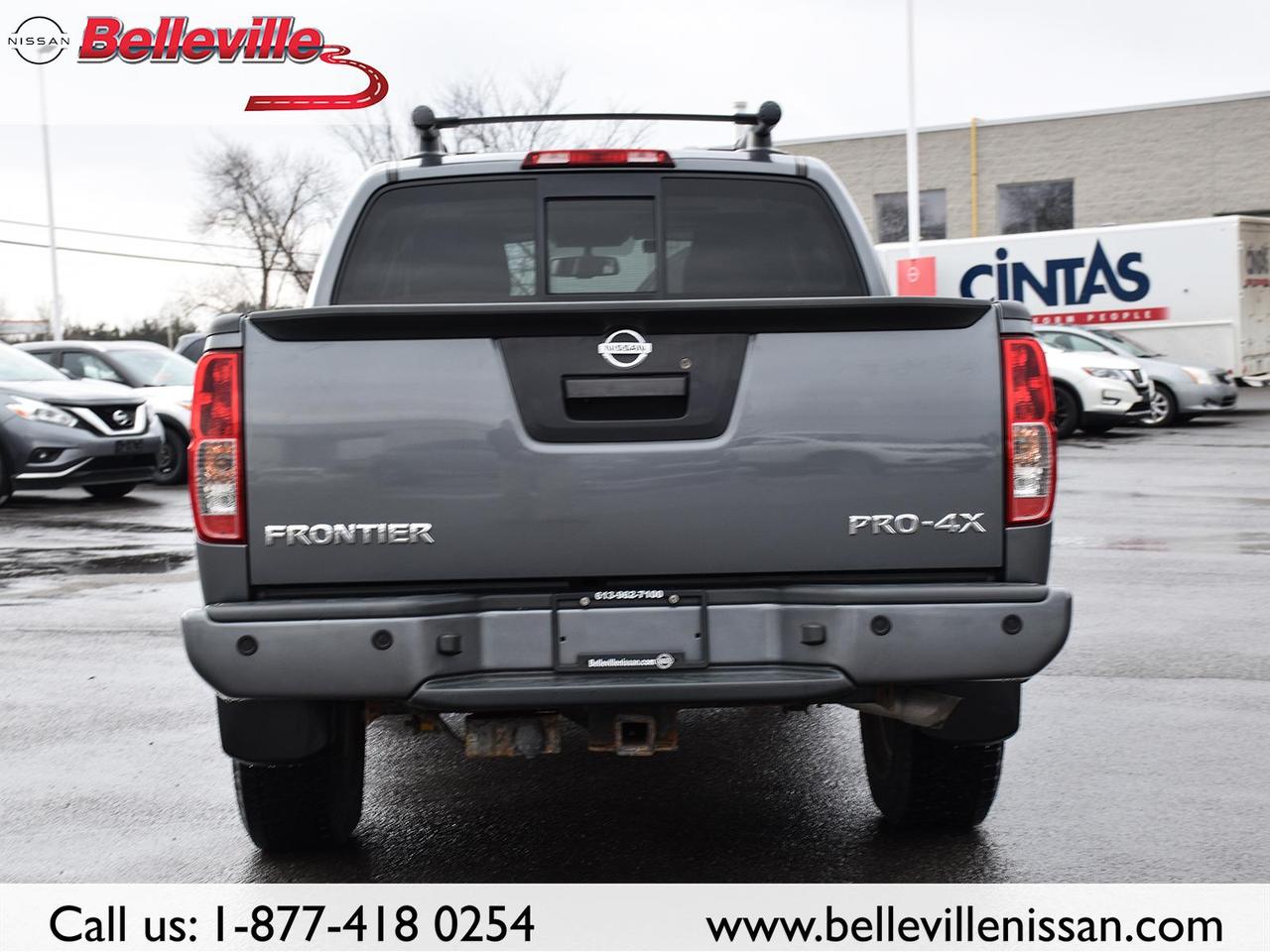 2019 Nissan Frontier PRO-4X 1 owner, local trade & EXT Warranty! Photo