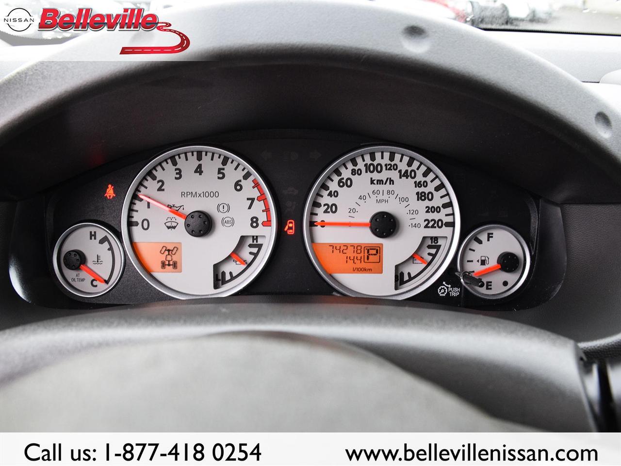 2019 Nissan Frontier PRO-4X 1 owner, local trade & EXT Warranty! Photo