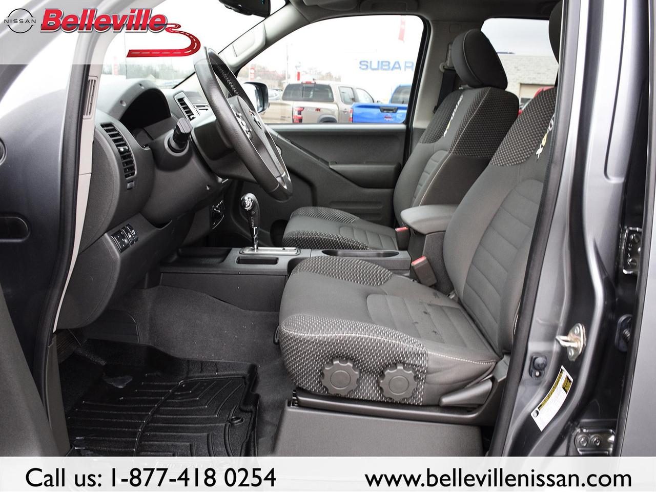 2019 Nissan Frontier PRO-4X 1 owner, local trade & EXT Warranty! Photo