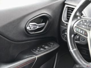 2020 Jeep Cherokee Trailhawk | Cold Weather Group - Photo #17