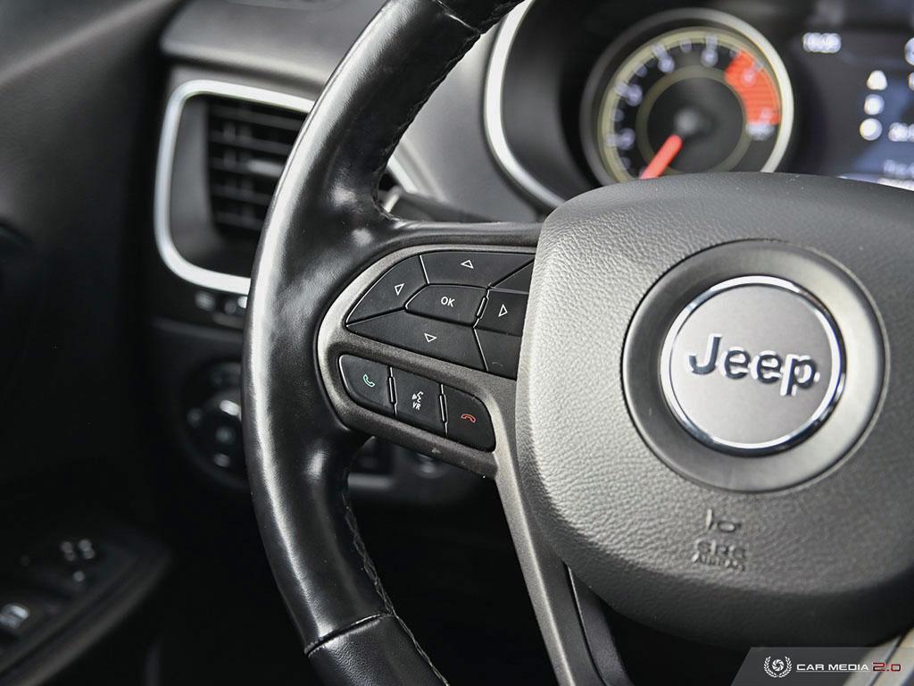 2020 Jeep Cherokee Trailhawk | Cold Weather Group - Photo #18