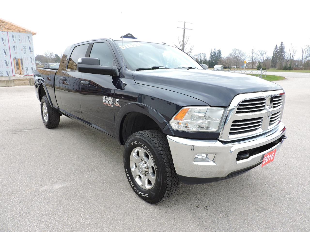 Used 2016 RAM 2500 SLT Diesel 4X4 Rust Free Well Optioned 104000KMS for sale in Gorrie, ON