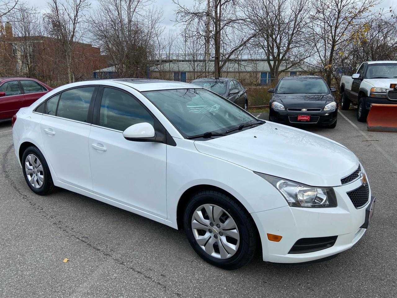 2014 Chevrolet Cruze 1LT ** NEW TIRES, BLUETOOTH, SNRF **