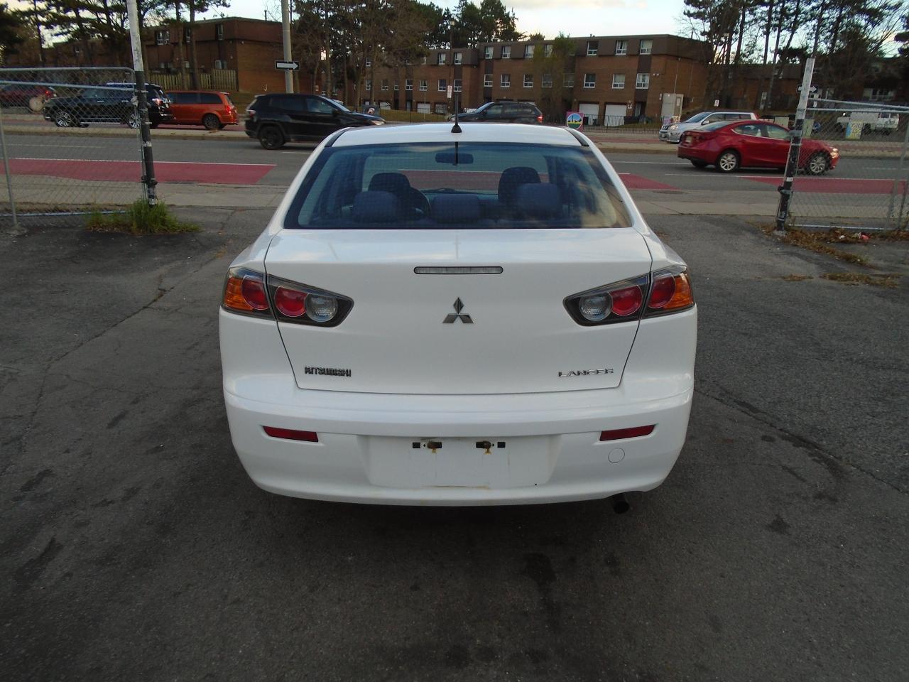 2013 Mitsubishi Lancer SE/ SUPER CLEAN / WELL MAINTAINED / HEATED SEATS / - Photo #6