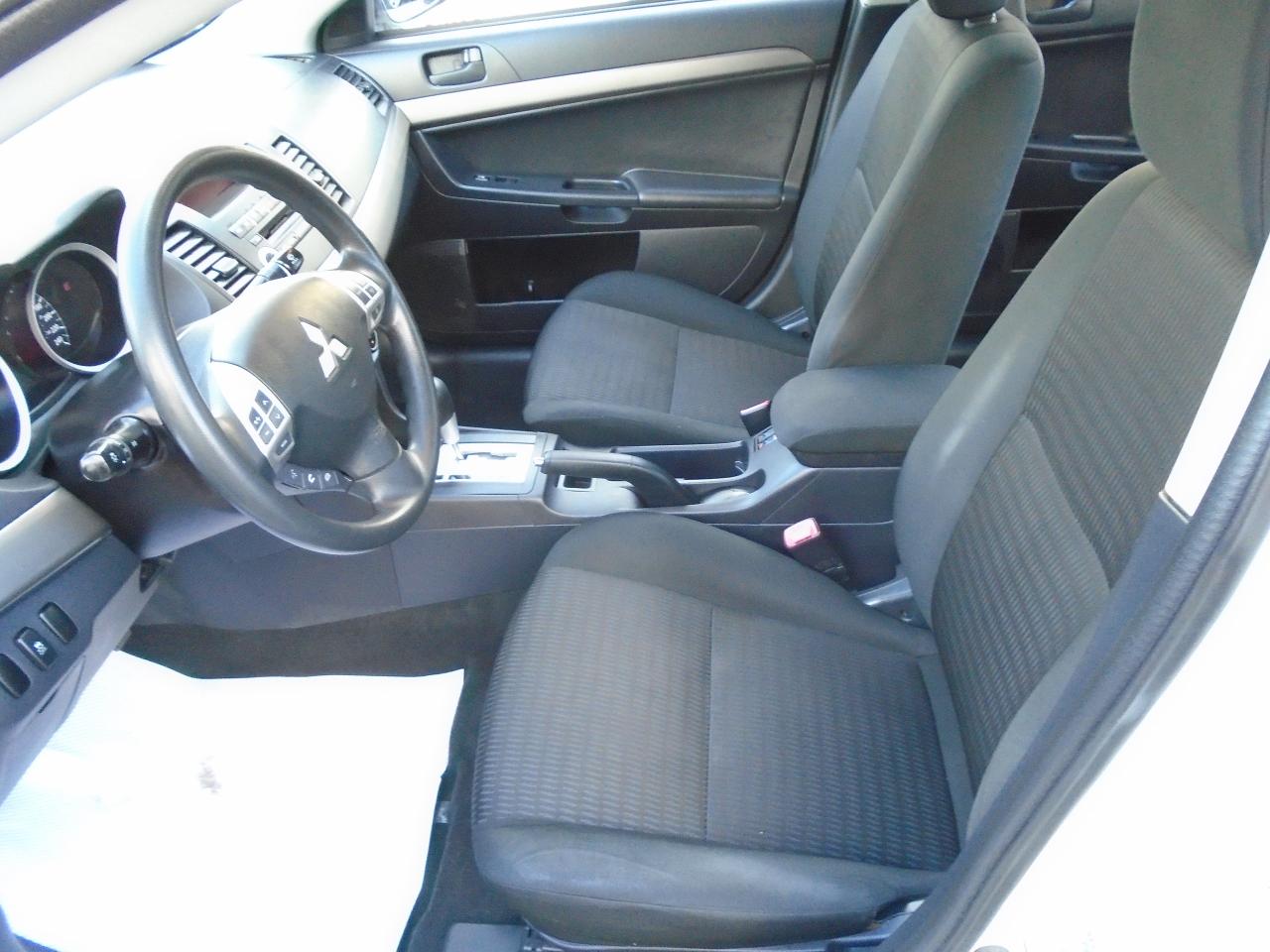 2013 Mitsubishi Lancer SE/ SUPER CLEAN / WELL MAINTAINED / HEATED SEATS / - Photo #10